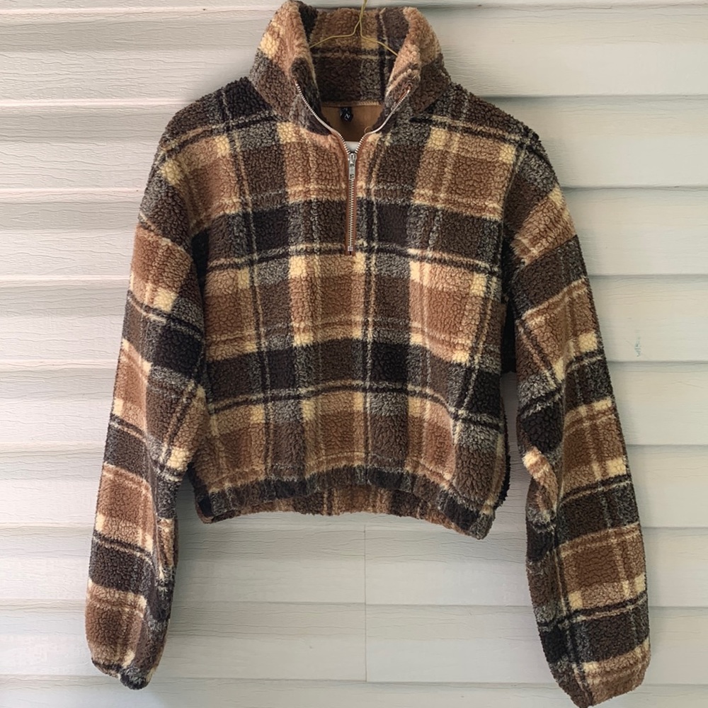 Tan plaid crop length nubby jacket